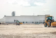 Jak zapewnić ciągłość pracy maszyn podczas realizacji dużych inwestycji asco-eq.pl - 033-jak-zapewnic-ciaglosc-pracy-maszyn-podczas-realizacji-duzych.webp